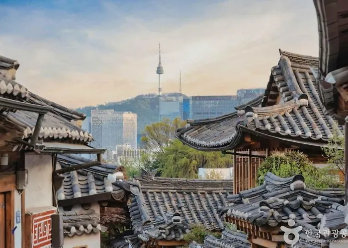At Miasageori #up To 6 People #subway 2 Min #airport Bus 2 Min #dongdaemun 10 Min #myeongdong 15 Min #seoul Station 20 Min #gyeongbokgung Palace, Bukchon Hanok Village, Seongsu, Hongdae 25 Min #itaewon 30 Min #gangnam 40 Min