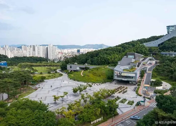 アパート At Miasageori #up To 6 People #subway 2 Min #airport Bus 2 Min #dongdaemun 10 Min #myeongdong 15 Min #seoul Station 20 Min #gyeongbokgung Palace, Bukchon Hanok Village, Seongsu, Hongdae 25 Min #itaewon 30 Min #gangnam 40 Min
