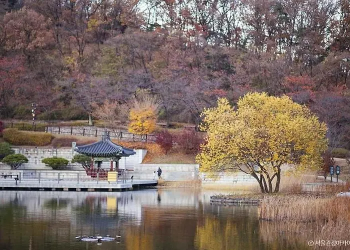 At Miasageori #up To 6 People #subway 2 Min #airport Bus 2 Min #dongdaemun 10 Min #myeongdong 15 Min #seoul Station 20 Min #gyeongbokgung Palace, Bukchon Hanok Village, Seongsu, Hongdae 25 Min #itaewon 30 Min #gangnam 40 Min アパート *